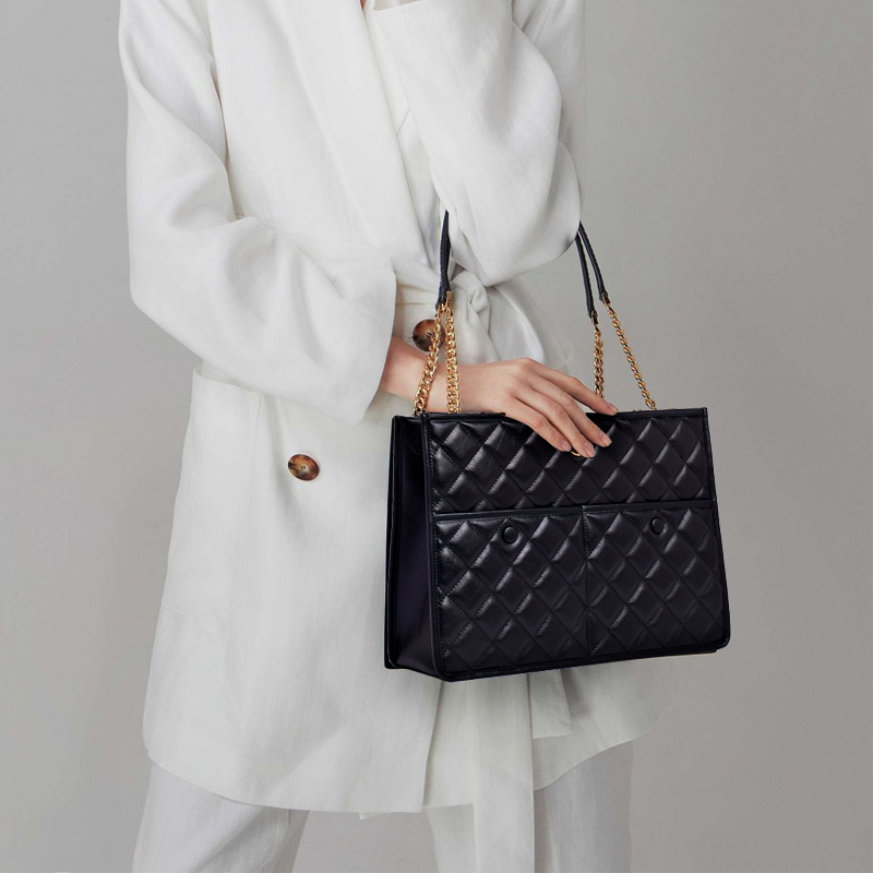 BIG SIZE BLACK WORK ZIPPERED TOTE BAGS FOR WOMENS 
