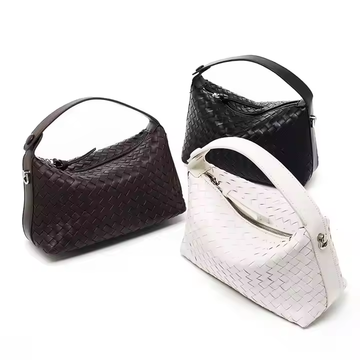 2025 New Niche Genuine Leather Woven Dumpling Bag Sheepskin Chain Messenger Bag Female Pillow Bag Handbag