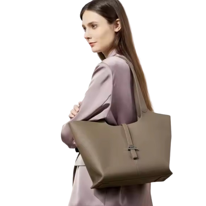 Custom 2025 Early Autumn New Top Layer Cowhide Genuine Leather Wind Chime Tote Bag Large Capacity Commutering Handbag