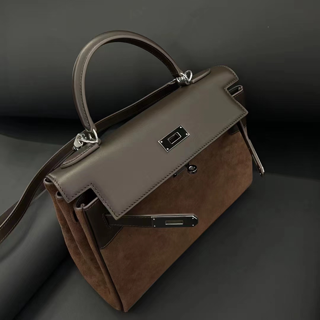 FASHIONABLE LADIES HANDMADE GENUINE LEATHER HANDBAG