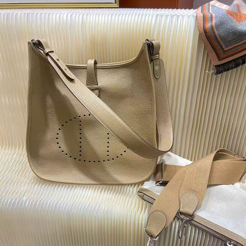 Women Simple Mini Crossbody Handbag with Hollow Letter Design
