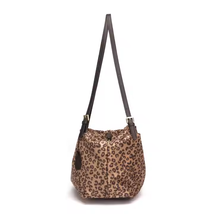 Custom Fashion retro cowhide real leather women's bag Leather shoulder bag women's crossbody bag