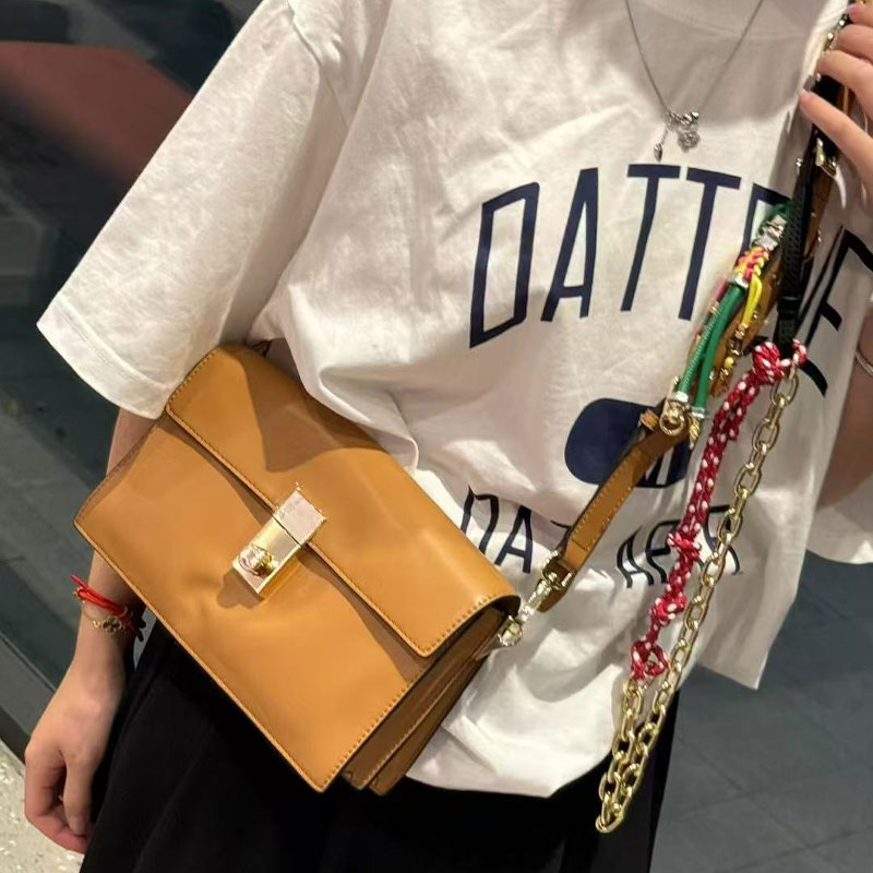 Organ style double compartment portable shoulder bag