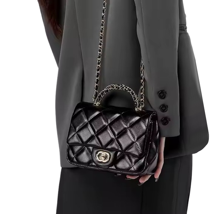 Wholesale Guangzhou New Retro Genuine Leather Metal Chain Diamond Handbag Versatile Shoulder Crossbody Women's Bag