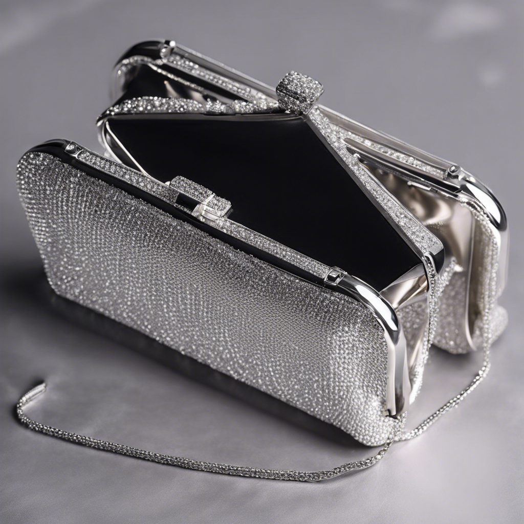 Silver Clutch Bags for Ladies Wholesale