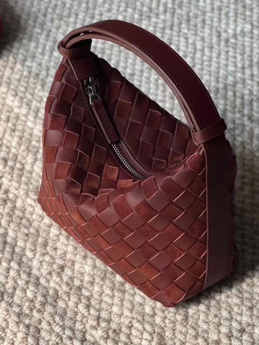 Custom High Quality Ladies Genuine Leather Bordeaux Red Handmade Woven Handbag From China Supplier